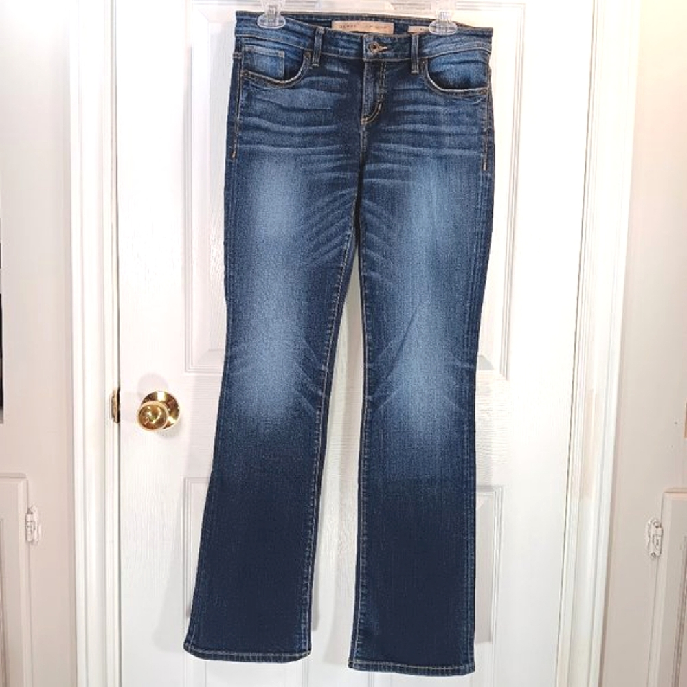 Guess Boot Cut Jeans Tall Mediun Wash Blue Women's Size Waist 30 Long Inseam 32